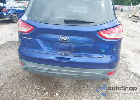 2016 Ford Escape S z USA, uszkodzony, nr VIN 1FMCU0F77GUA61544
